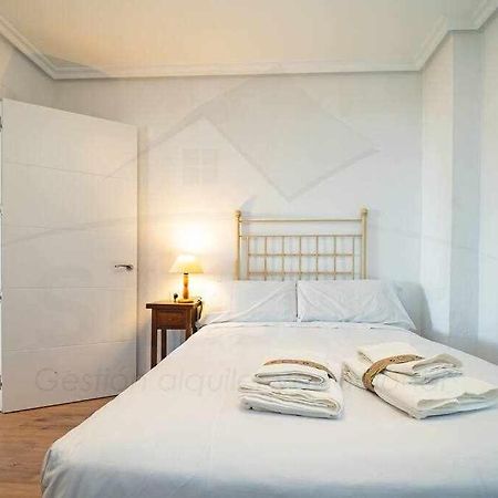 La Capilla Apartamento Oviedo Exteriör bild