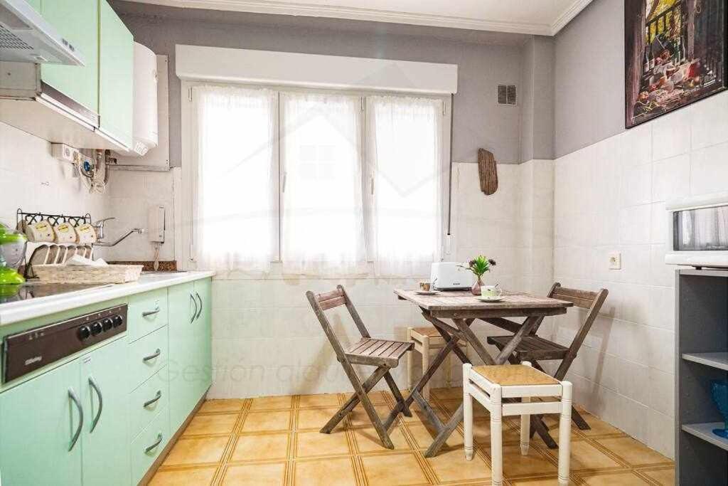 La Capilla Apartamento Oviedo Exteriör bild