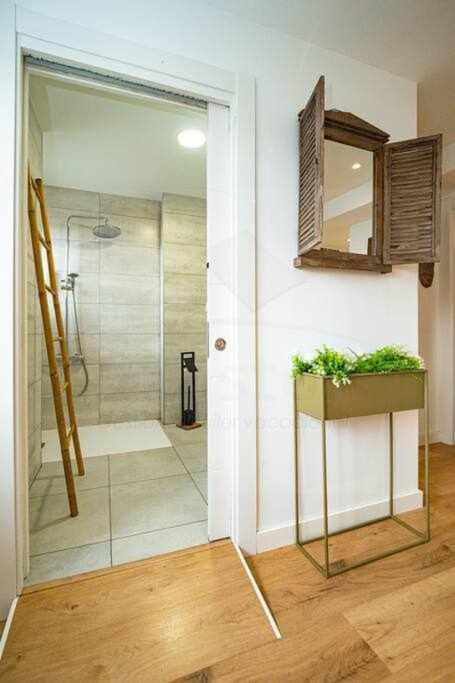 La Capilla Apartamento Oviedo Exteriör bild