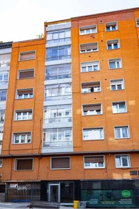 La Capilla Apartamento Oviedo Exteriör bild